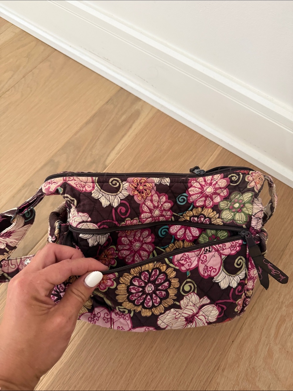 Vera Bradley Quilted Floral Crossbody Bag with adjustable strap - Picture 5 of 5